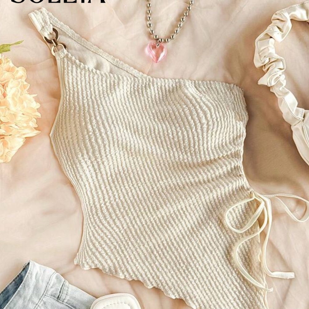 One-Shoulder Ribbed Top in Cream